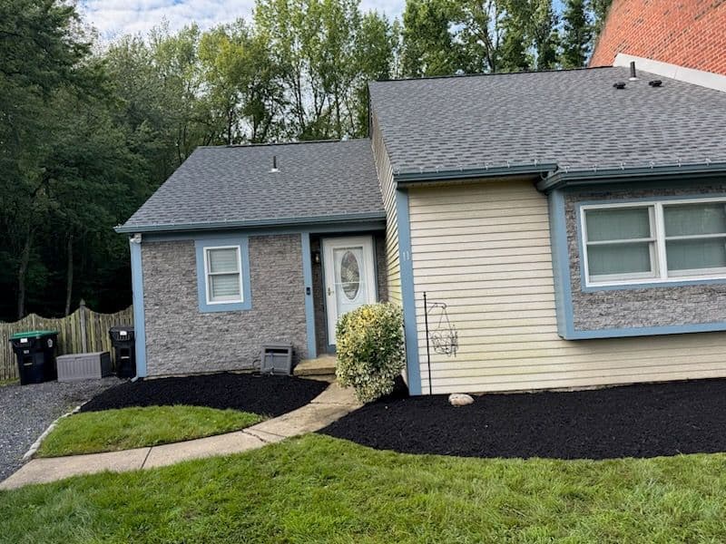Gallery photos for Transform Your Landscape with Black Mulch: Image #2