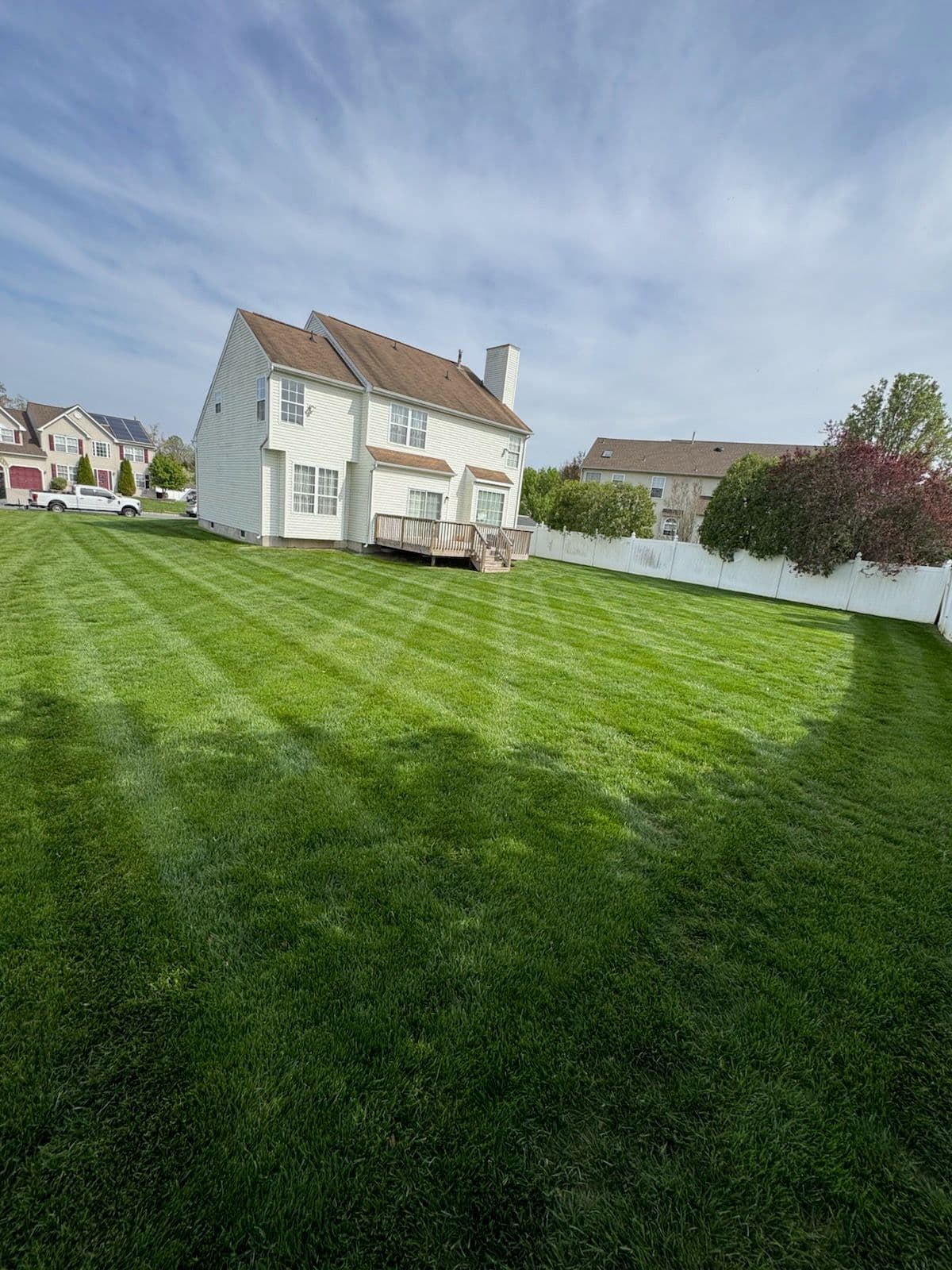 Project Weekly Lawn Care Brings Vibrant Outdoor Spaces image
